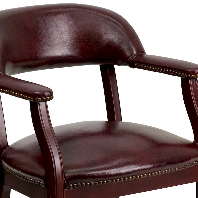 Chaise de conférence avec bande cloutée décorative